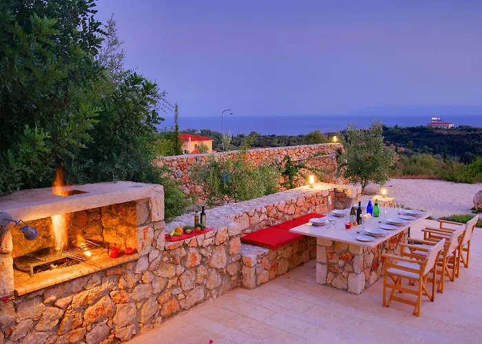 Nautilos Ideales Villa *