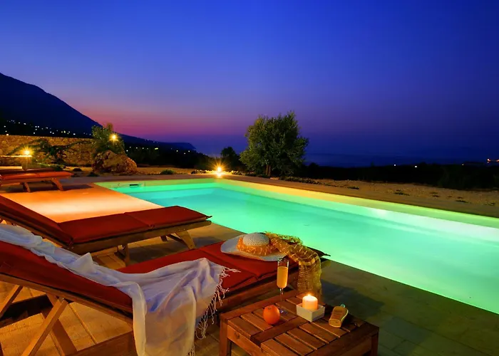 Nautilos Ideales Villa *